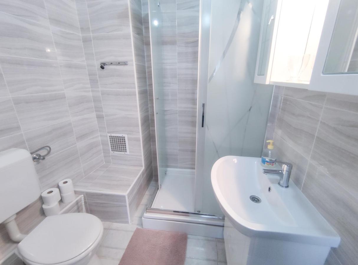 Doppelzimmer mit Balkon
