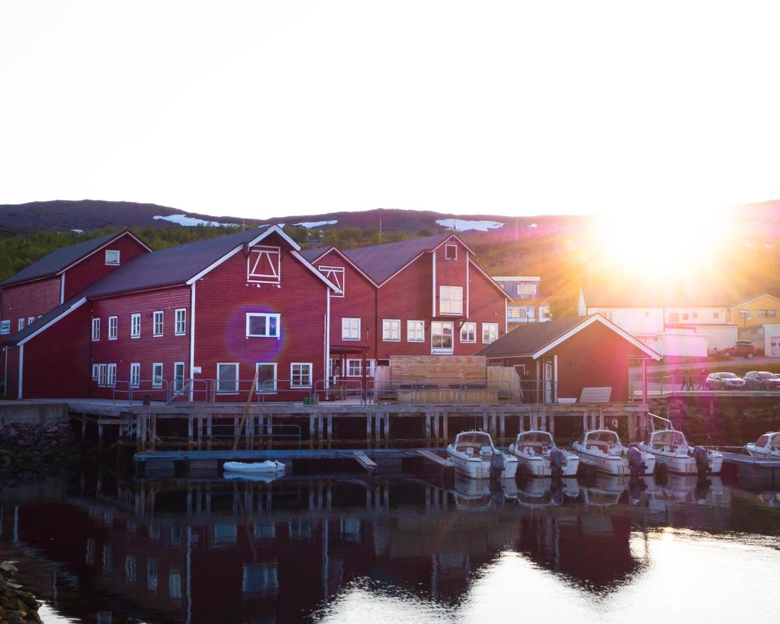 B&B Båtsfjord - Båtsfjord Brygge - Arctic Resort - Bed and Breakfast Båtsfjord