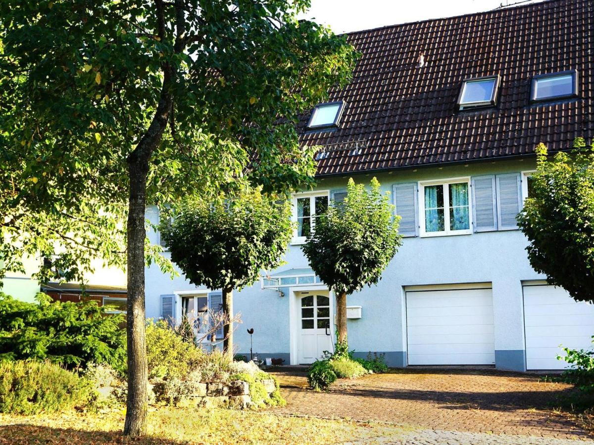 B&B Hilzingen - Ferienhaus Lucia - Bed and Breakfast Hilzingen