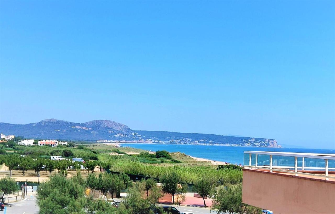 Apartamento 3H primera linea de mar y piscina GM 2 424 - Chambres d’hôtes