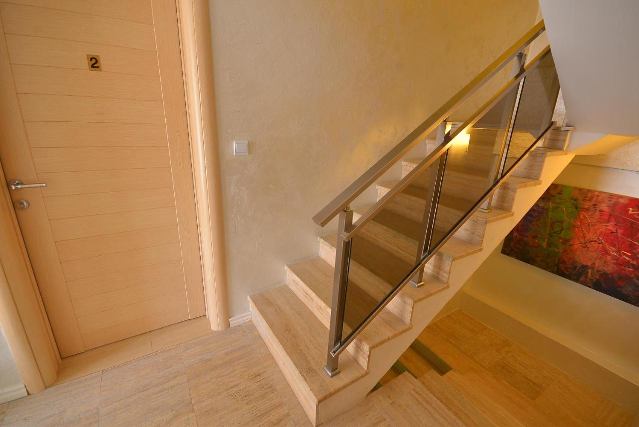 Apartments Mianiko - Bed and Breakfast