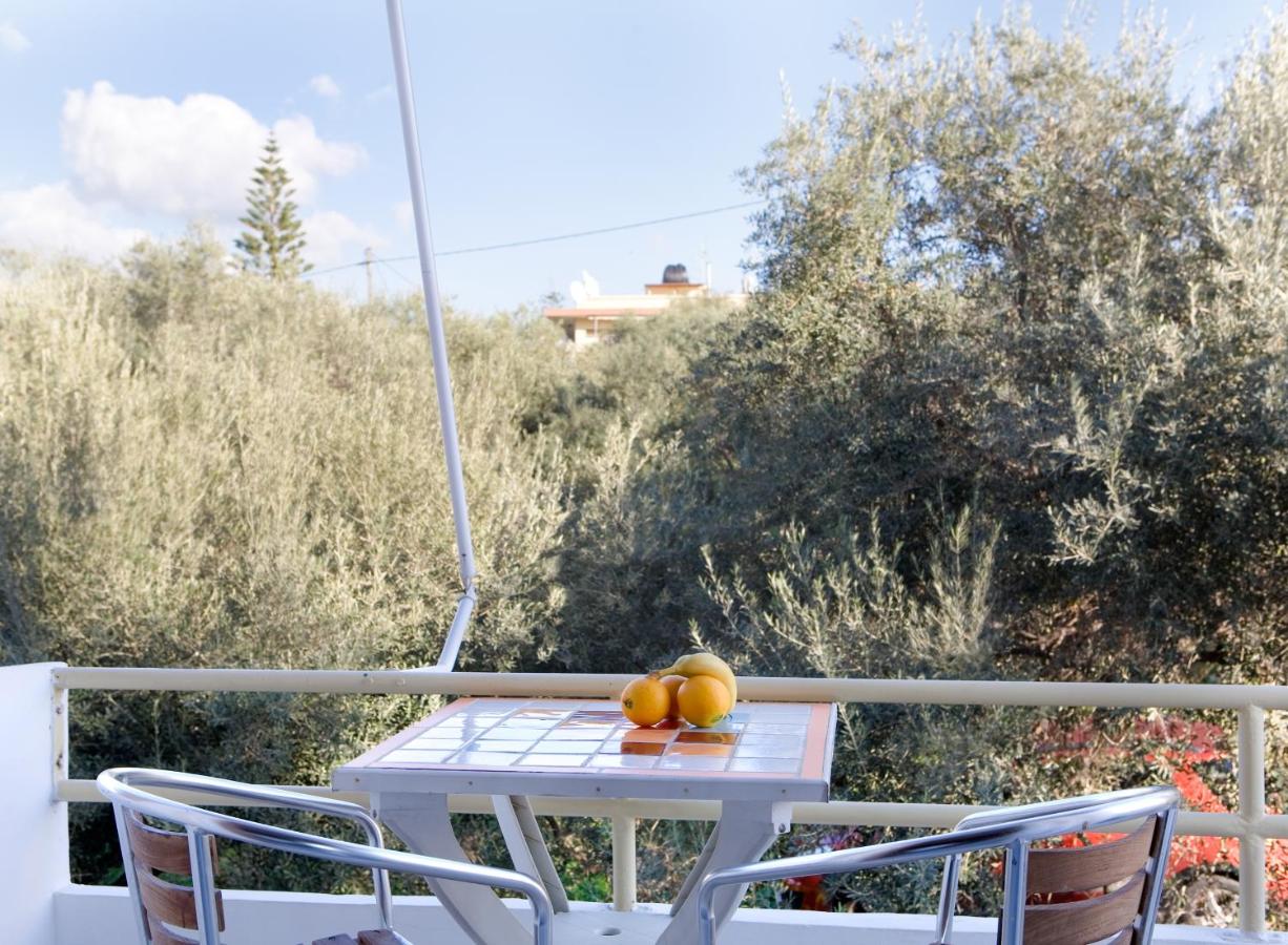 Sunny Apartments - ex Zoi Studios - B&B