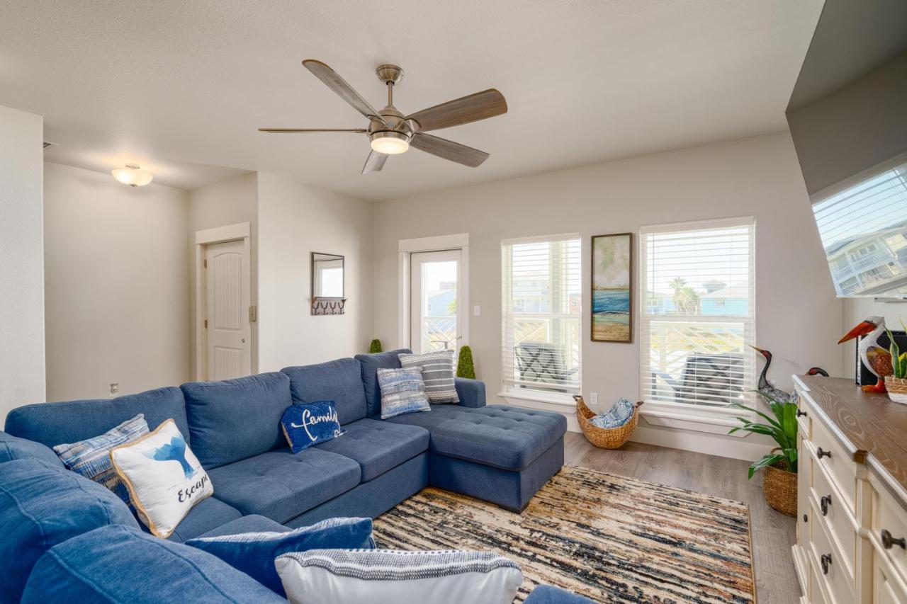 Oyster On A Half-Shell - B&B Port Aransas