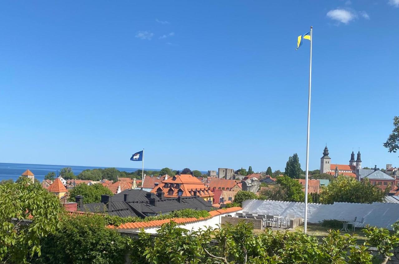 Trerummare med havsutsikt i Visby innerstad - Ferienwohnung Visby