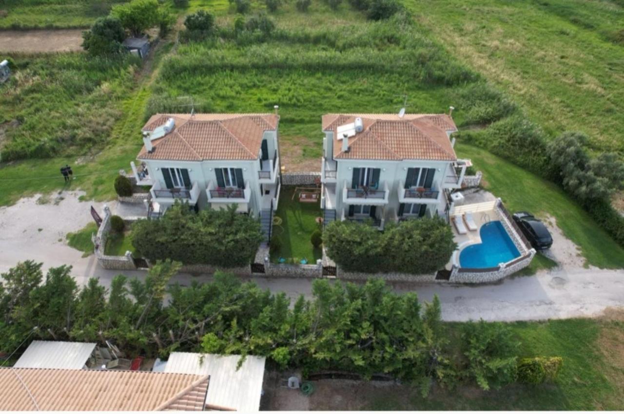 Apartamento con vistas a la piscina