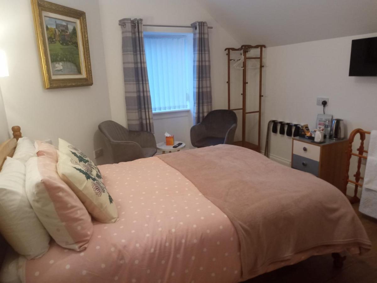 Single Room with Private Bathroom