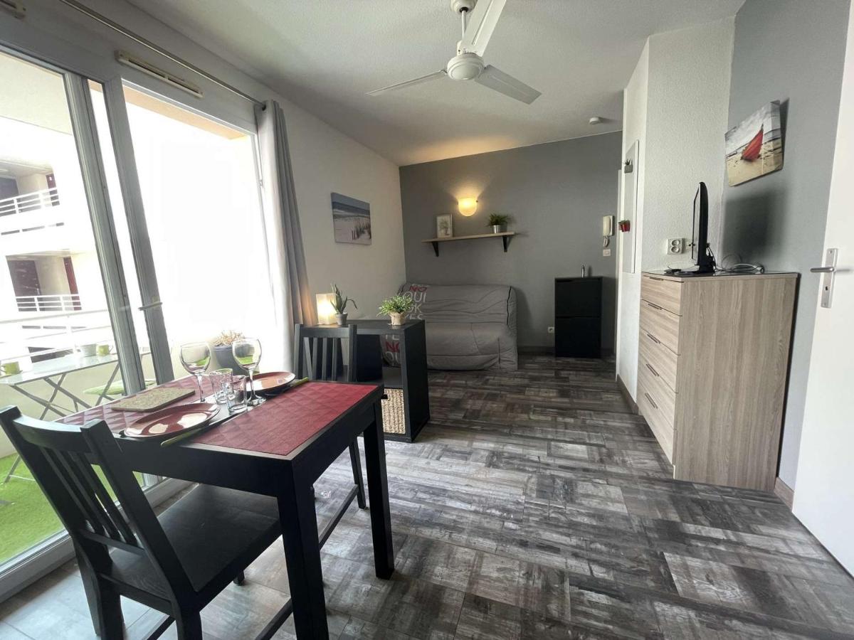 B&B La Rochelle - Appartement La Rochelle, 1 pièce, 2 personnes - FR-1-246-673 - Bed and Breakfast La Rochelle