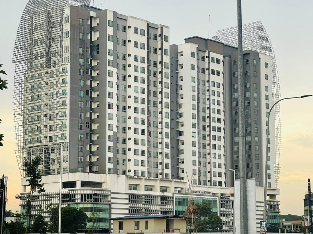 Manhattan, Mount Austin by Antlerzone - B&B Johor Bahru