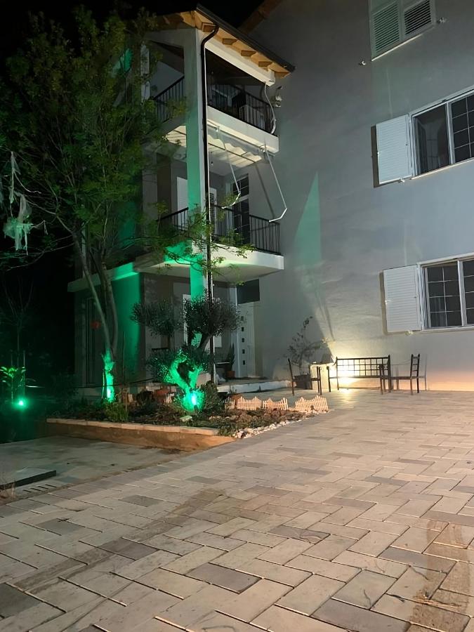 Apartamento de 2 dormitorios