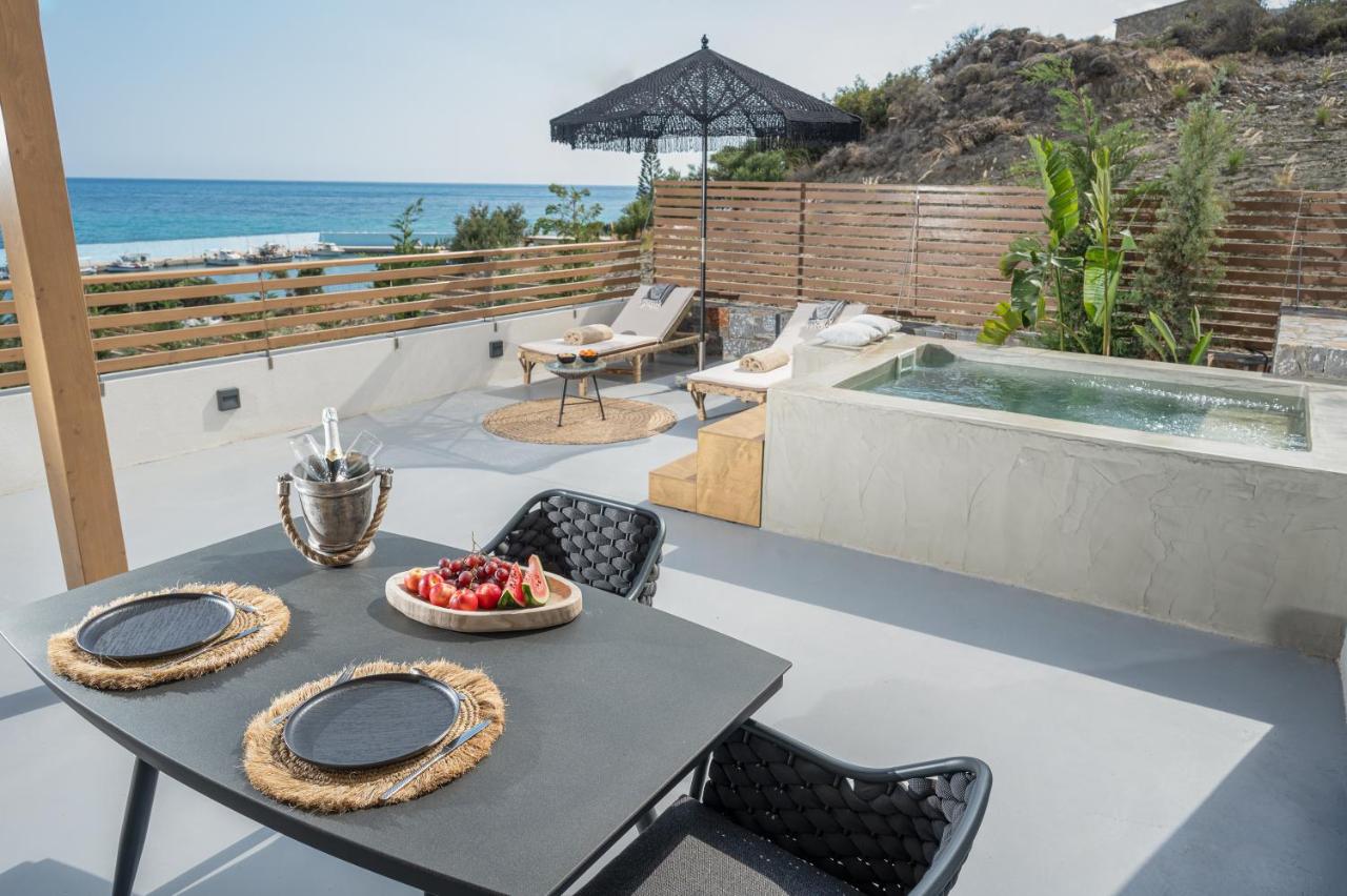 Suite with Hot Tub