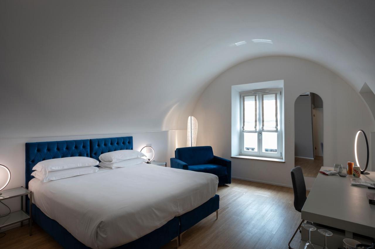 Camera Matrimoniale/Doppia con Letti Singoli con Letto Supplementare 