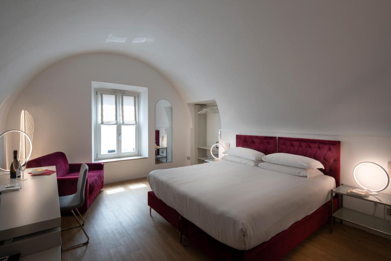 Tweepersoonskamer met 1 of 2 Bedden en een Extra Bed