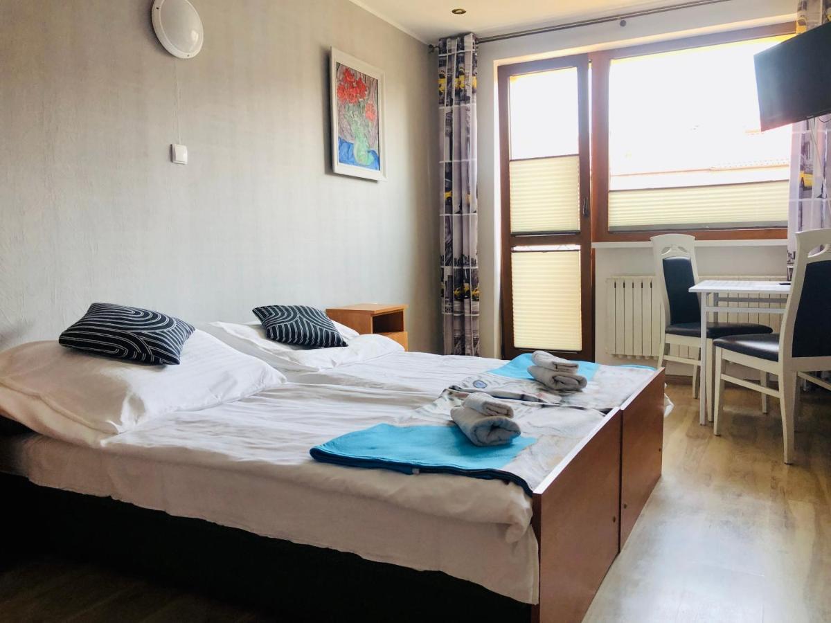 Habitación Doble con balcon y baño privado externo - 1 o 2 camas