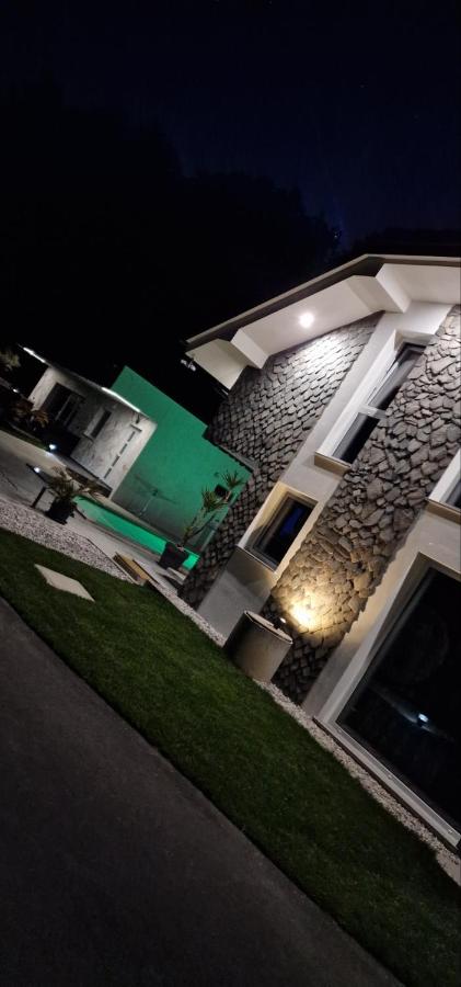 Resort TimAJA - pool, massage pool, sauna - B&B Trebnje