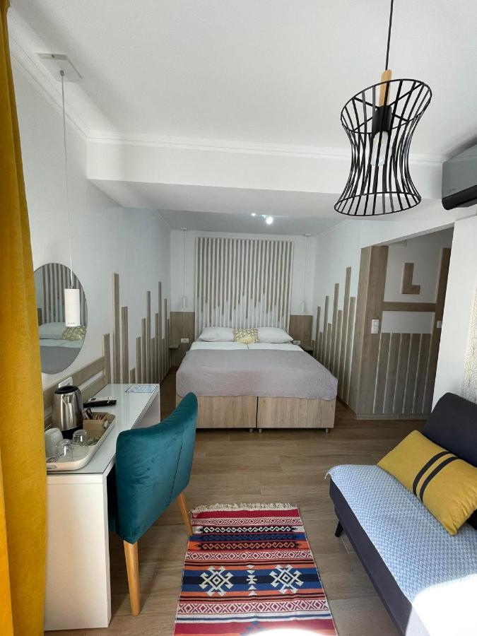 Queen Room with Balcony