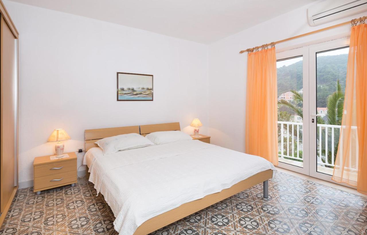 Monolocale con Terrazza e Vista Mare