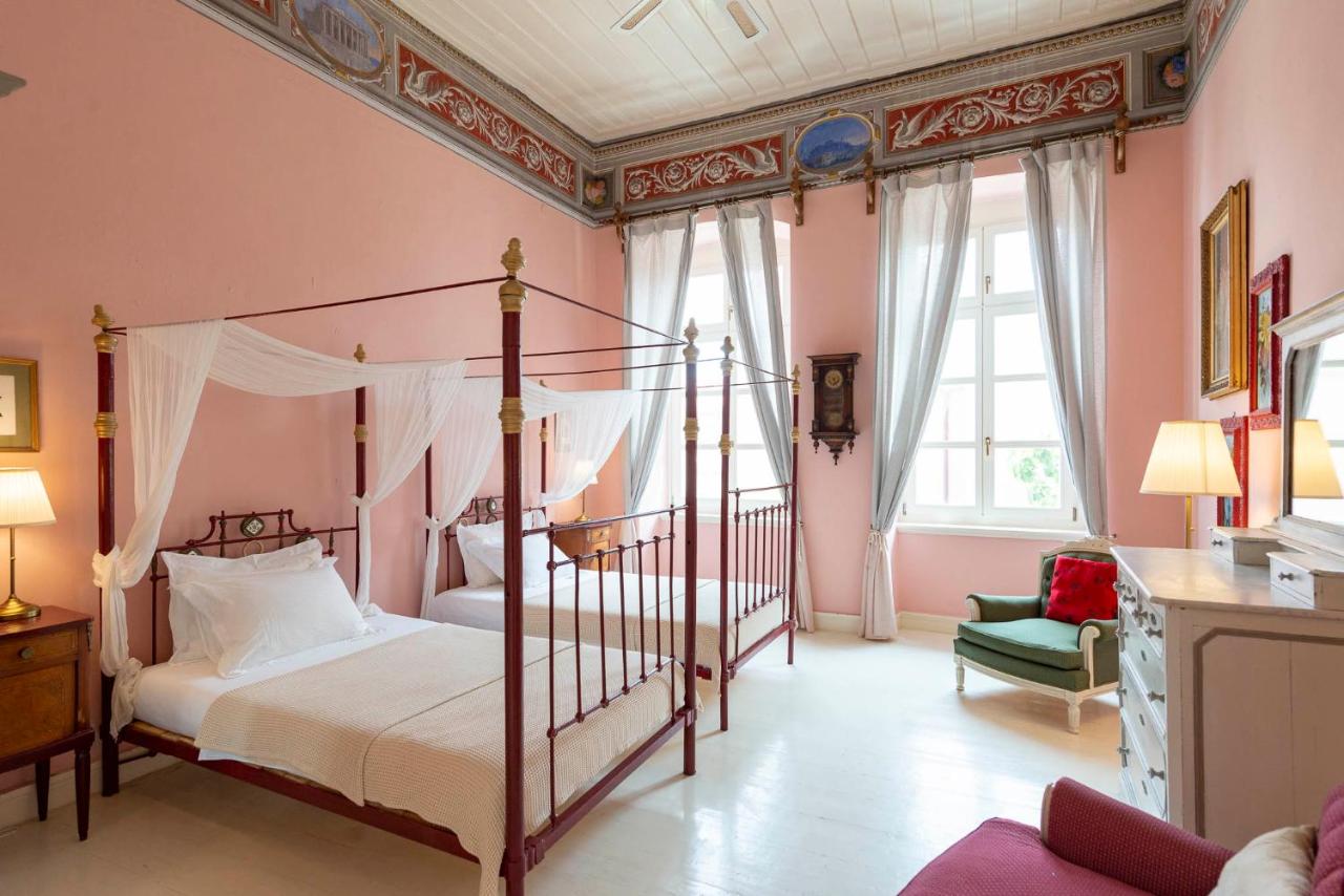 Grande Chambre Double ou Lits Jumeaux