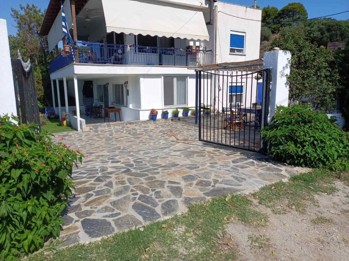 B&B Nea Roda - ALMADOL HOUSE Chalkidiki Τρυπητή Χαλκιδικής - Bed and Breakfast Nea Roda