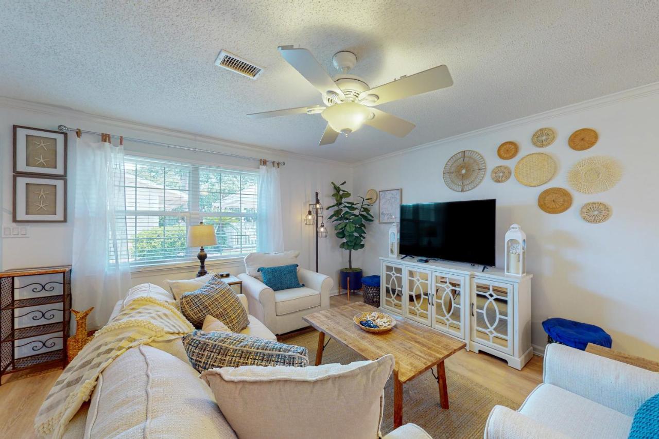 Woodland Shores #21 - Bed and Breakfast Destin