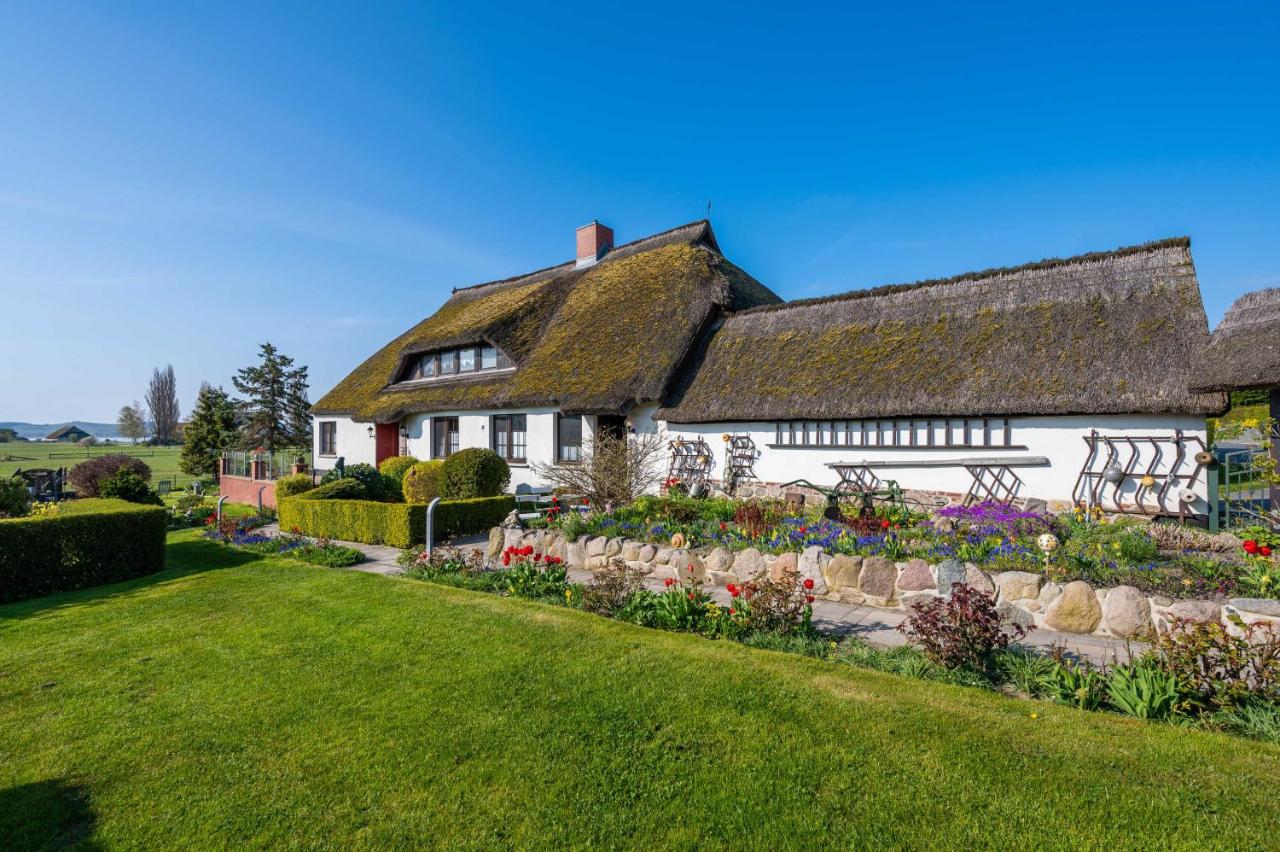 Ruegen Fewo 22 - B&B