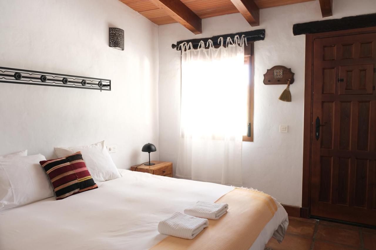 B&B Casares - The Wild Olive Andalucía Palma Guestroom - Bed and Breakfast Casares