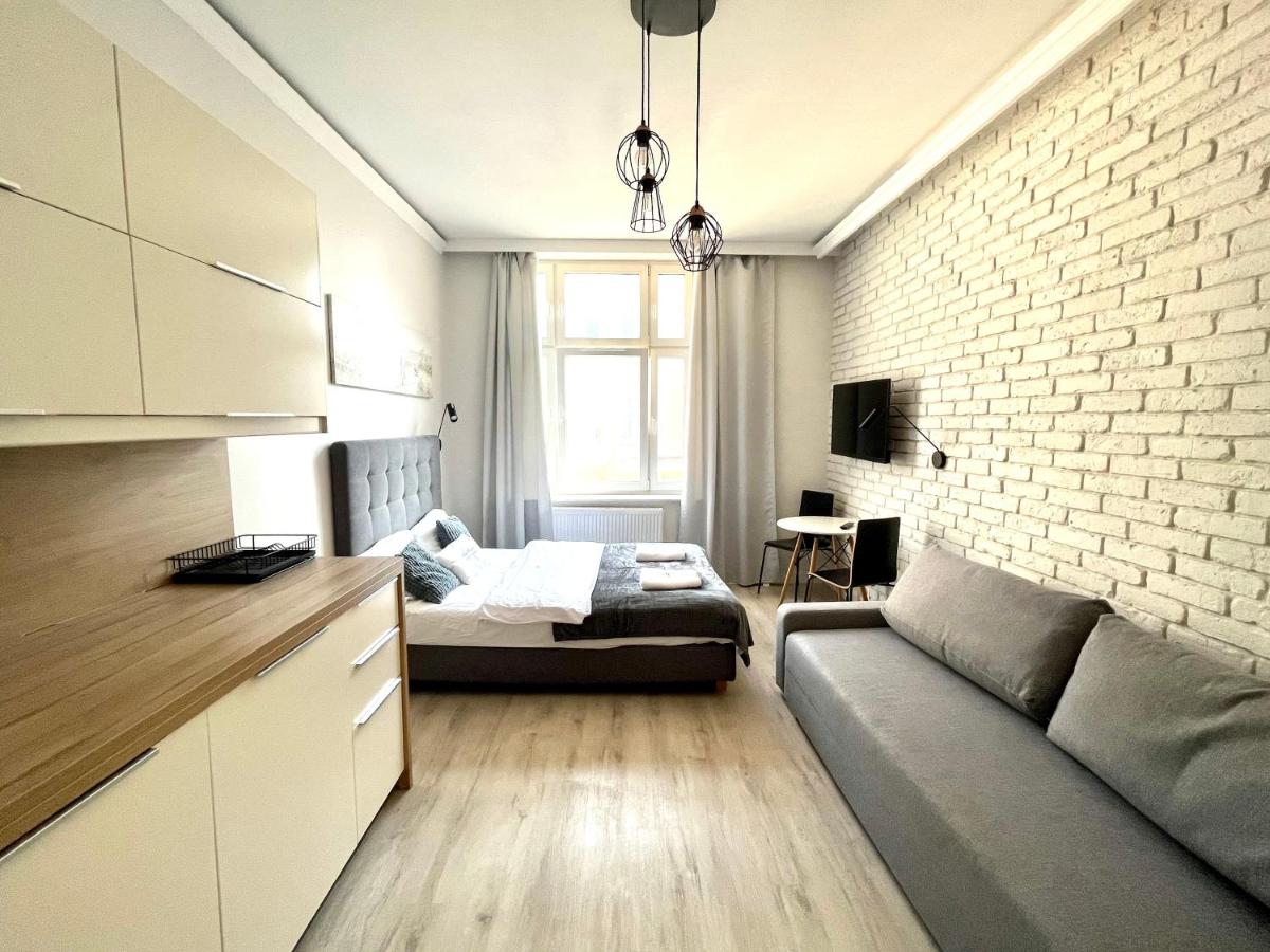 Quadruple Room with Shared Bathroom