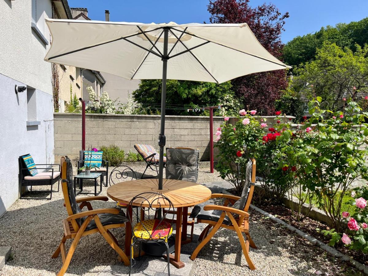Maison avec jardin centre ville - B&B