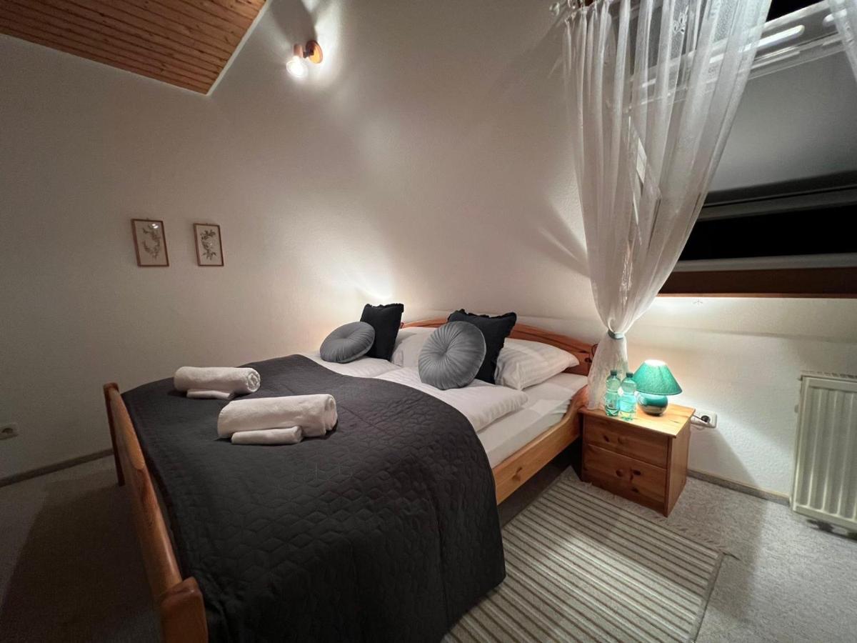 Appartamento con 2 Camere da Letto