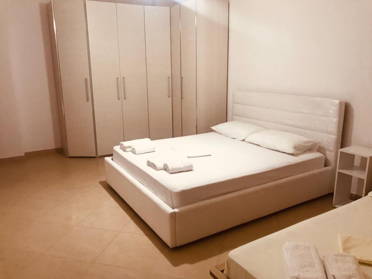 Albi Apartment 1 - B&B Valona