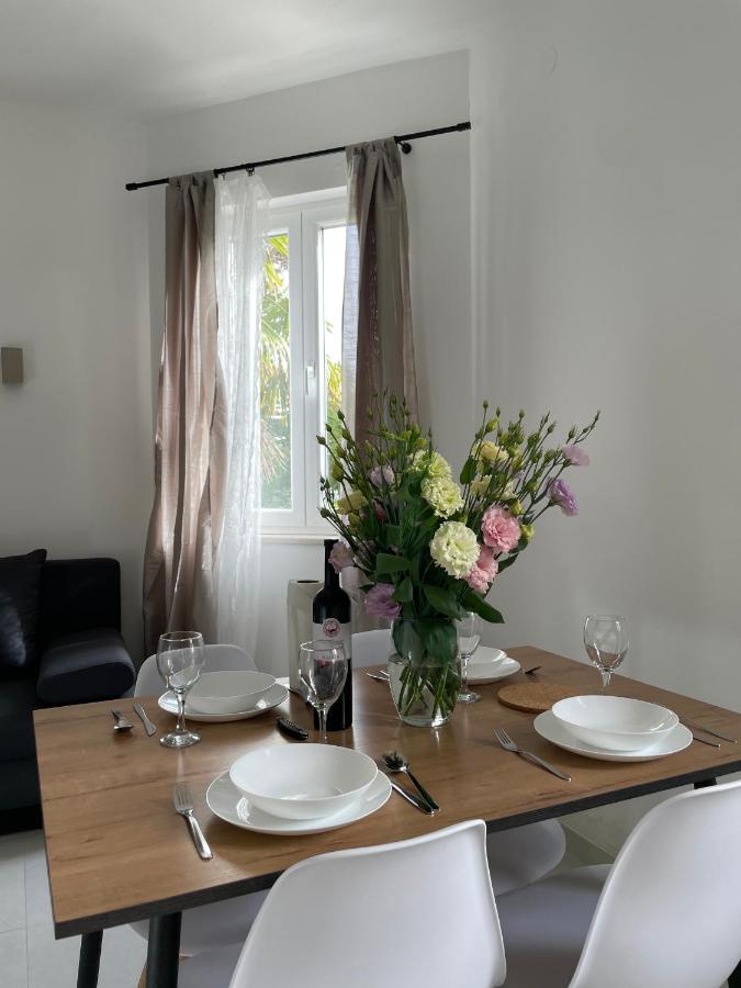 Seaside apartments - B&B Kutleše