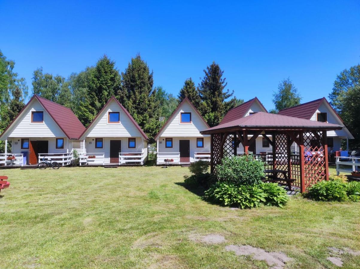 Domki Letniskowe Bryza - Bed and Breakfast