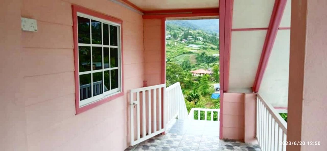 Dongorit Cabin Deluxe Room - Ferienwohnung Kampung Kundassang