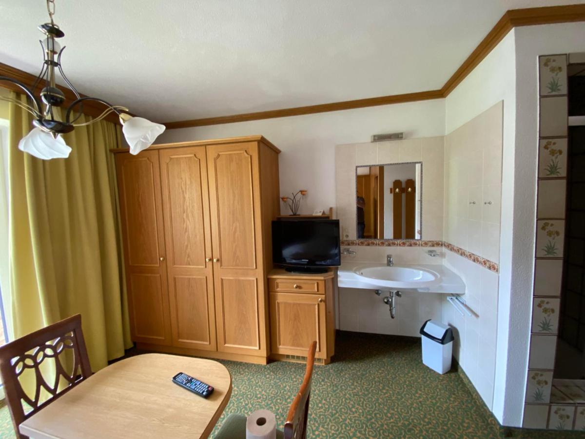 Chambre Double avec Douche