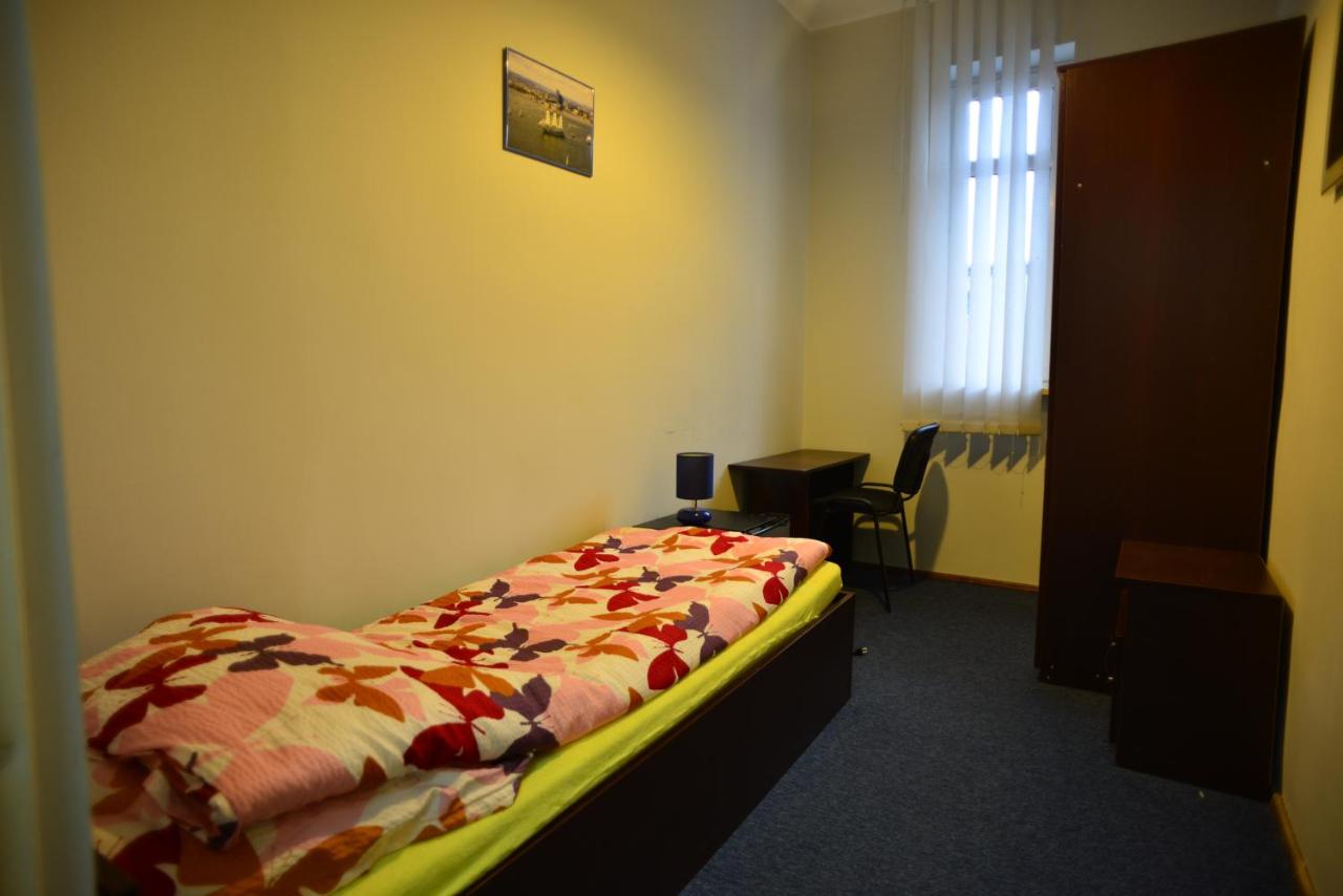 Chambre Simple avec Salle de Bains Commune