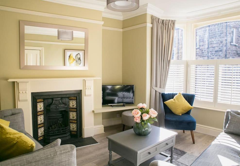Valley Road, Fabulous 4 bedroom house - B&B