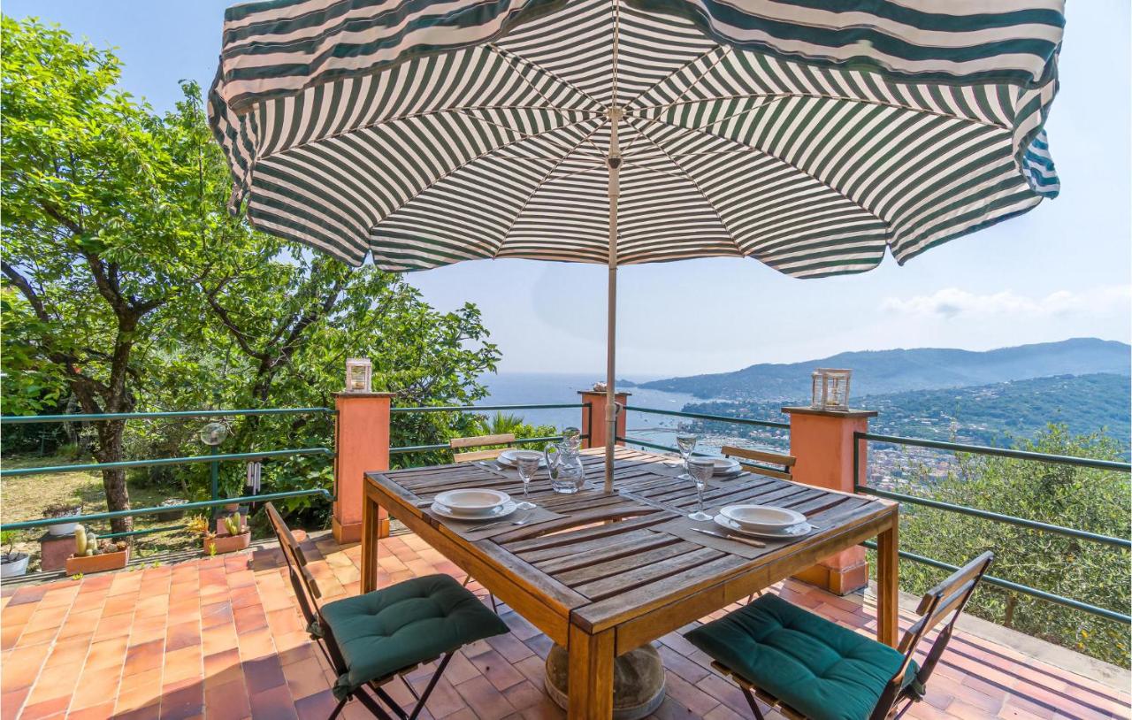 B&B Rapallo - 3 Bedroom Beautiful Home In Rapallo - Bed and Breakfast Rapallo