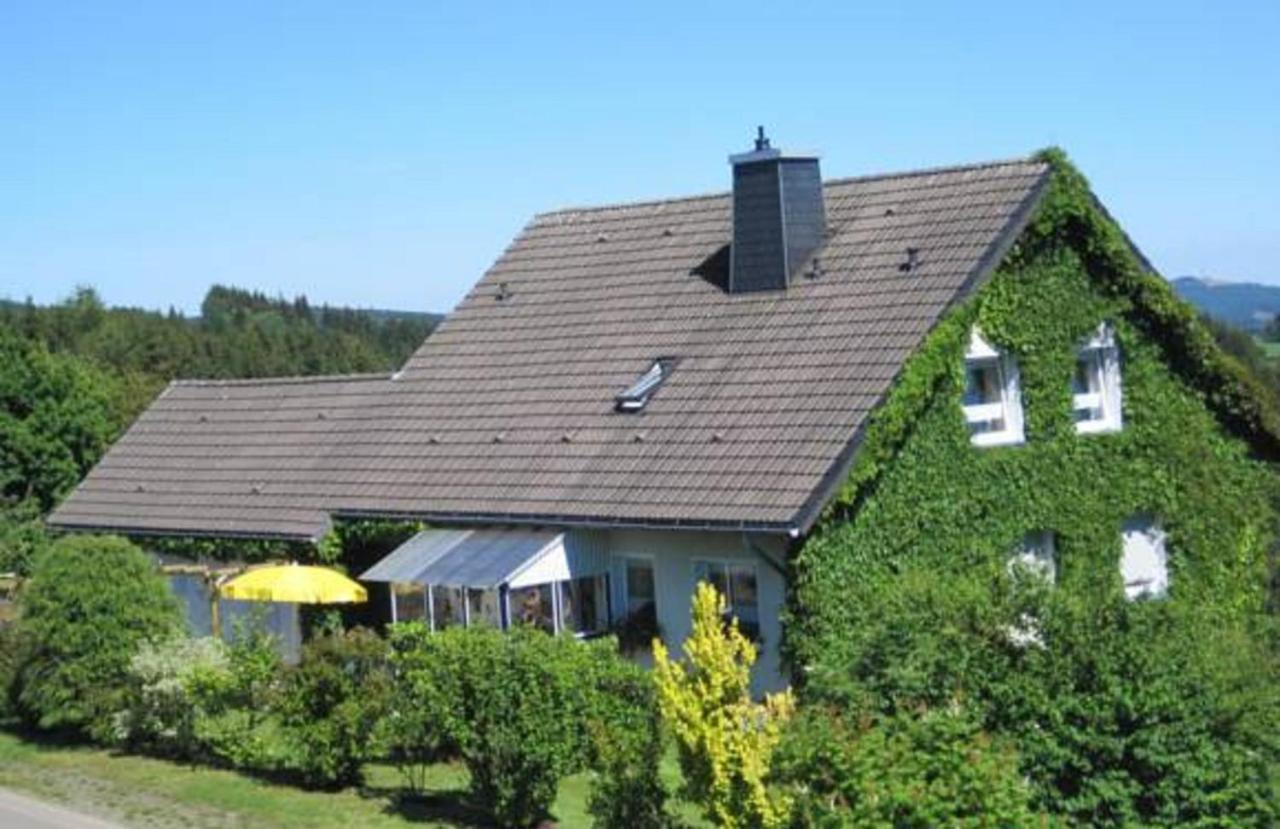 B&B Winterberg - Ferienwohnung Trapp - Bed and Breakfast Winterberg