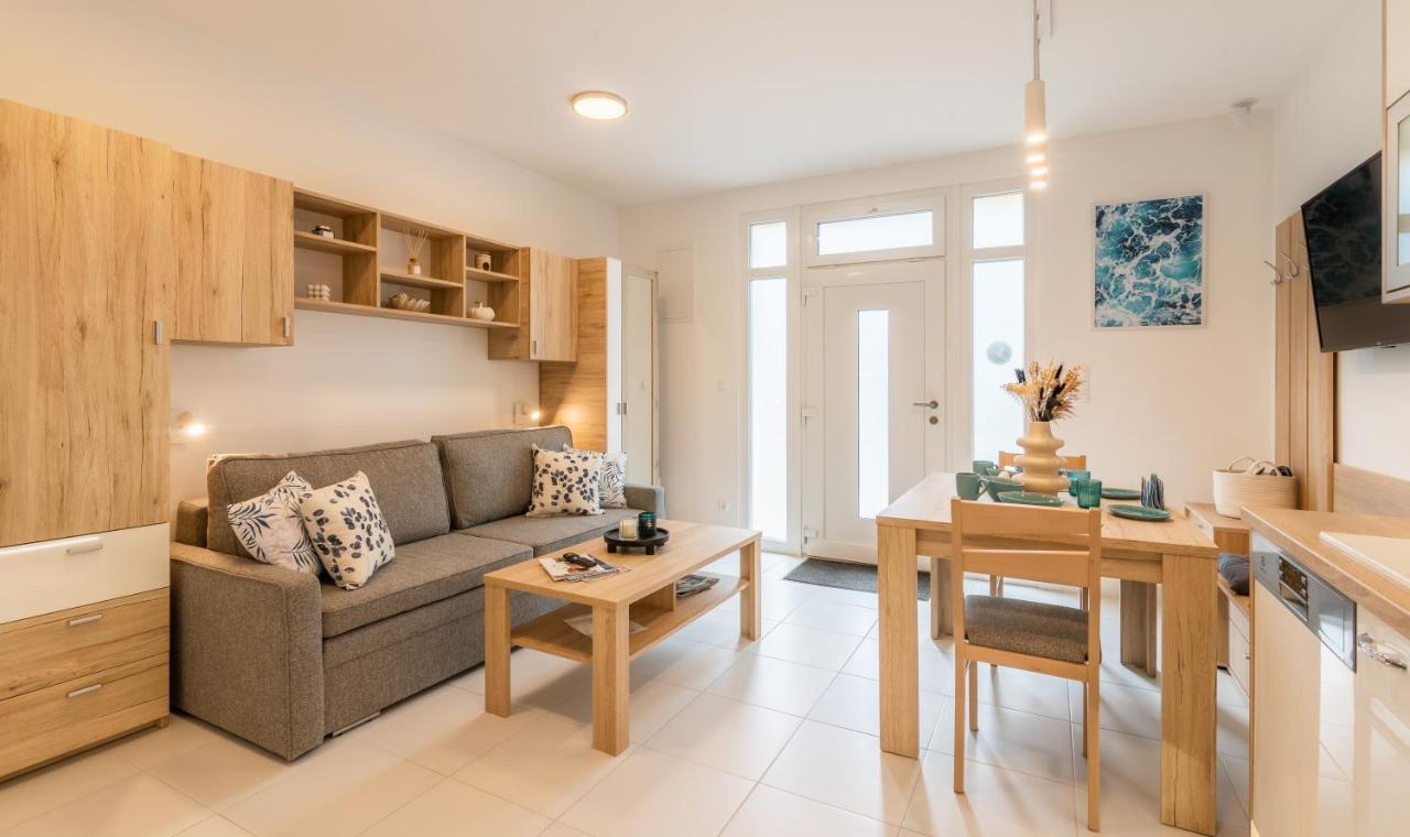 Jégmadár & Fekete Gólya Apartmanok - B&B Mosonmagyaróvár