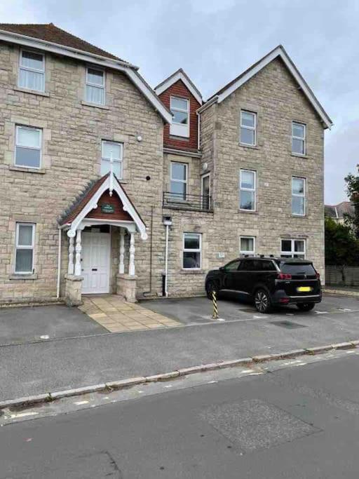 Swanage Bay Coastal Apartment - Bed and Breakfast