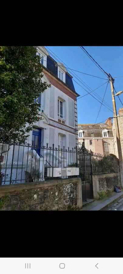 B&B Dinard - Studiodinardchezanne - Bed and Breakfast Dinard