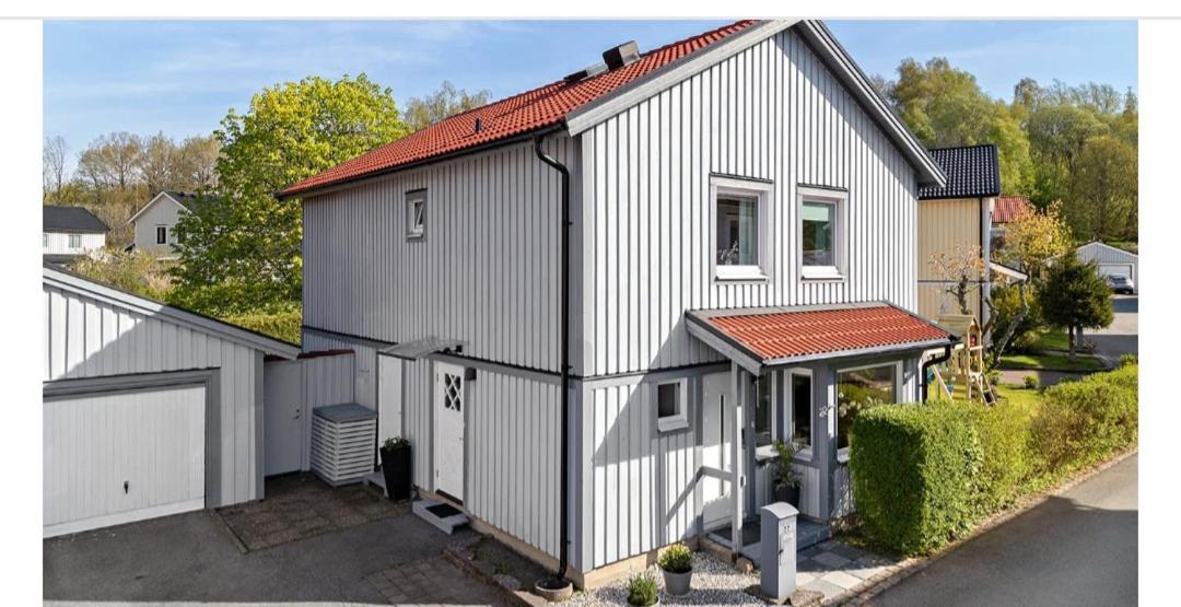 B&B Surte - Modern and luxurious house -13 min by train from Gothenburg - Bed and Breakfast Surte