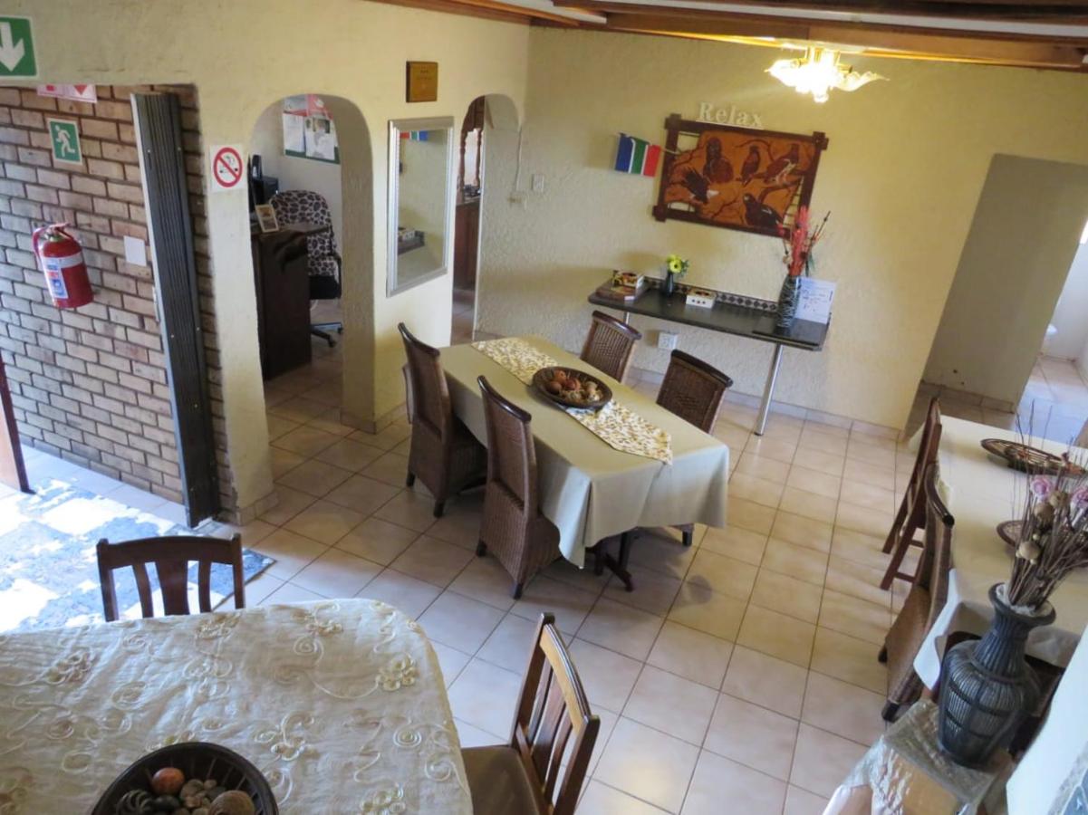 Kgatholoha guest house - Ferienwohnung Klerksdorp