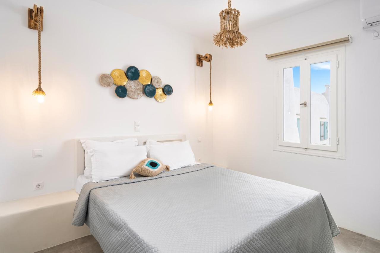Deluxe Apartment with Jetted Tub