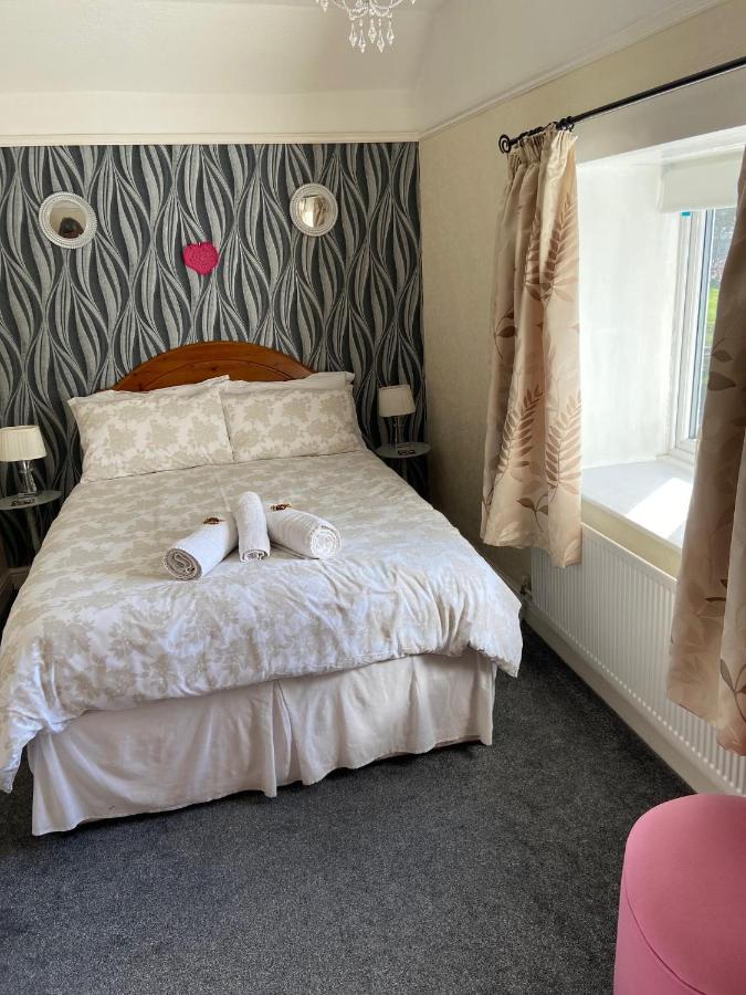 Double Room with Shower