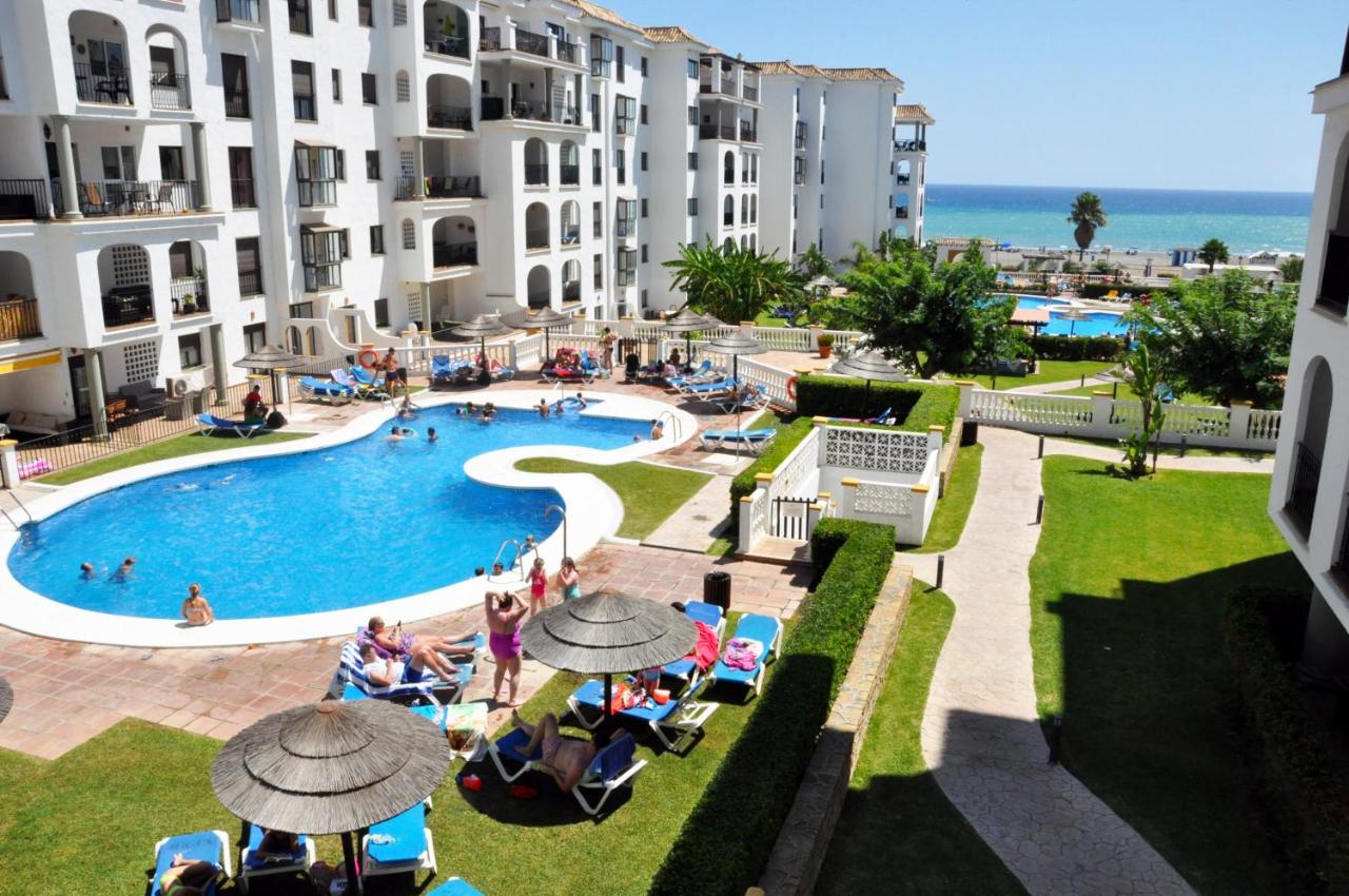 Apartamento en Marina Puerto de la Duquesa - B&B
