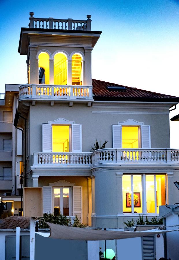Deluxe Doppelzimmer mit Balkon und Meerblick