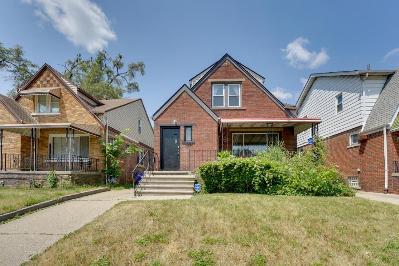 Detroit Vacation Rental with Porch and Fenced Backyard - B&B Highland Park