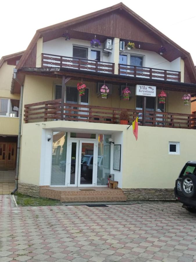 B&B Hunedoara - Pensiunea Krystinne - Bed and Breakfast Hunedoara