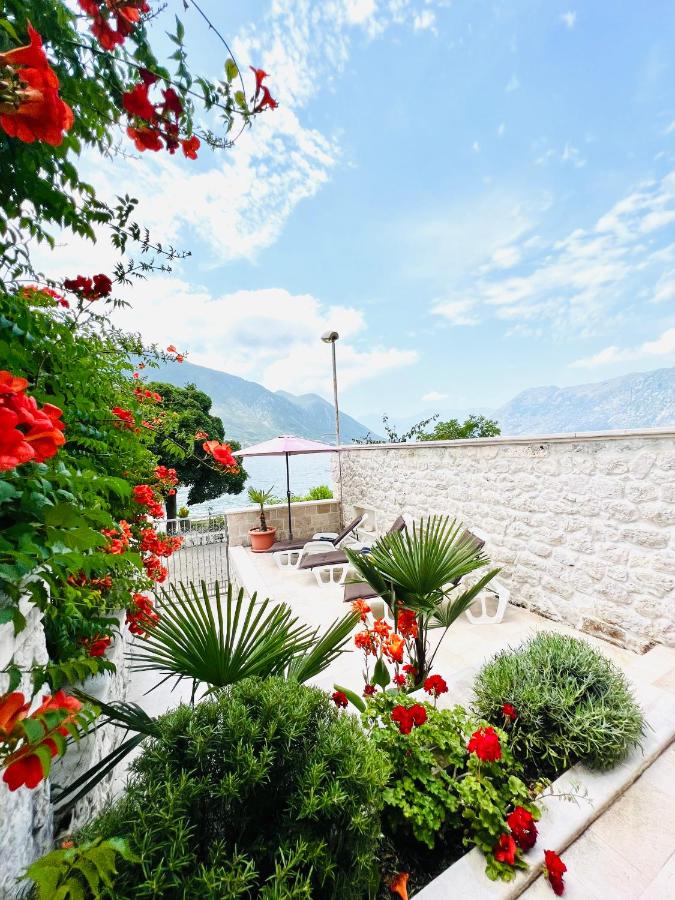 B&B Kotor - Three Dots by Todorovic Family - Bed and Breakfast Kotor