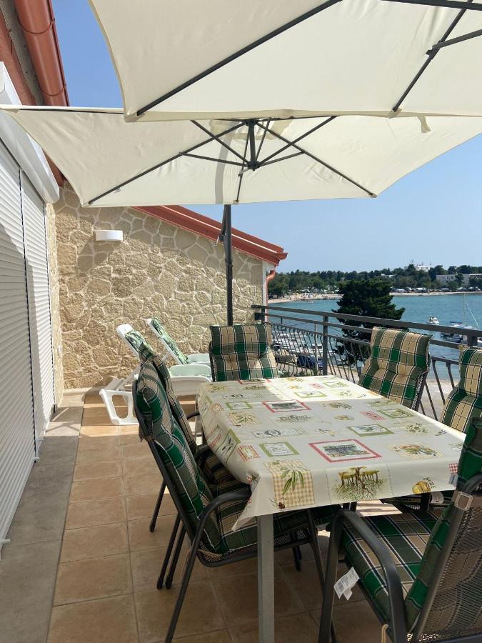 Apartment mit 2 Schlafzimmern und Balkon